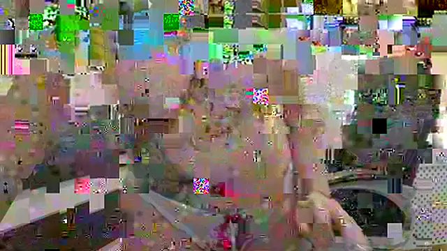 LadyJeen webcam