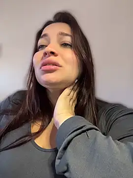 sarahreyess_11 webcam