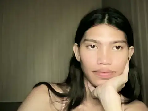 Yourgoddess_jayve webcam