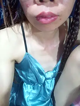 __Mai-love19__ webcam