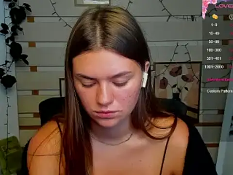 Josephine_Kiss webcam