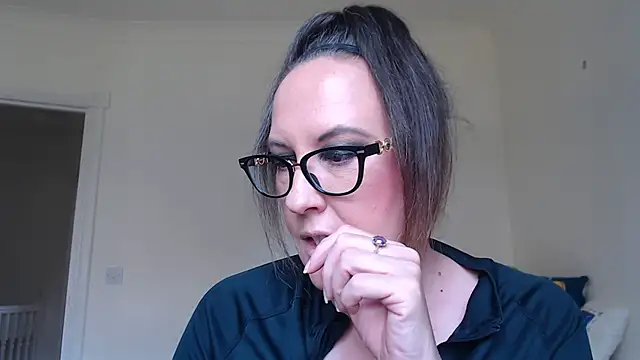 Humiliatrixxxx webcam