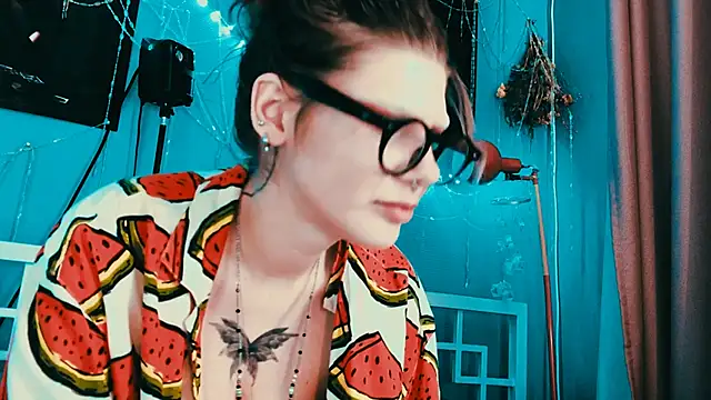 VivienDarkbloom webcam