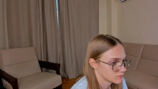 FemMantis webcam