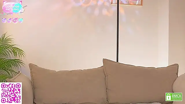 OliviaKis_ webcam