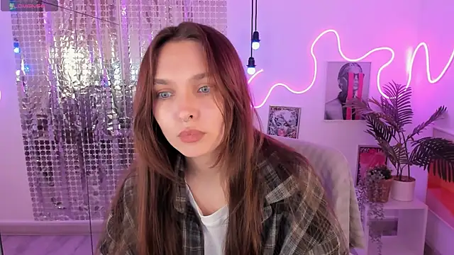 ChloeSunny webcam