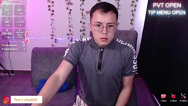 Tina_4_Charlie webcam
