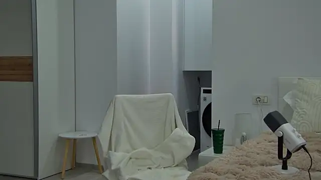 YasminHelson webcam