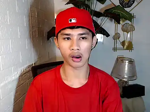 UrPinoyhot live cam on StripChat