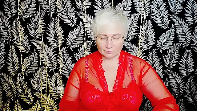 Olivia_playful webcam