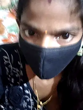 Itz_Aisha__