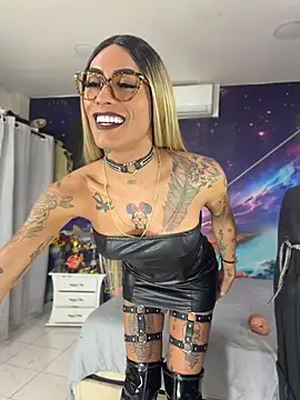 Nella_Dolls webcam