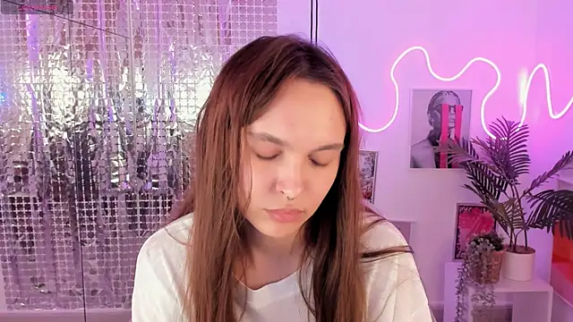 ChloeSunny webcam