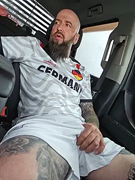 Beardedtattood avatar