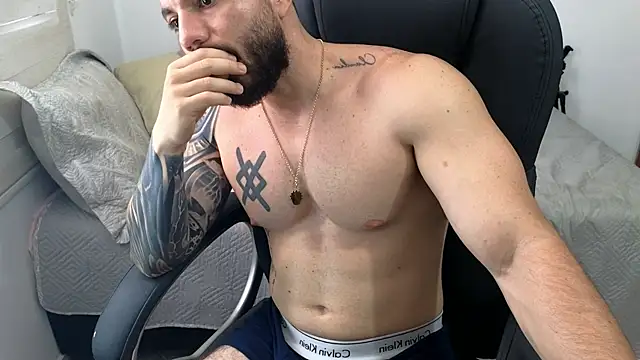 Isaac_Carter webcam