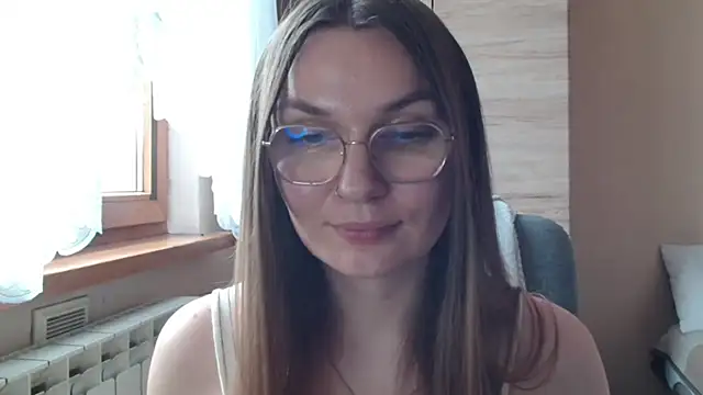 LooveELLYx webcam