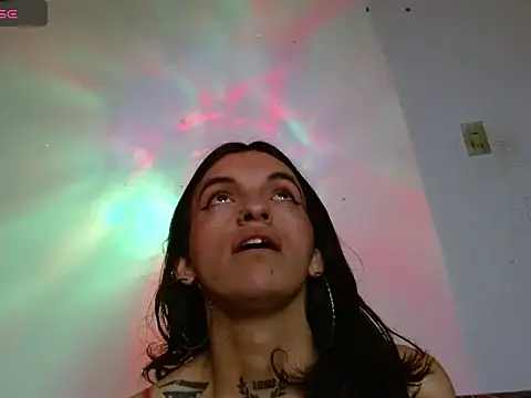 Scarlett_crastrawberry webcam