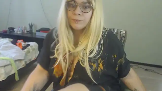 BoobliciousNat webcam