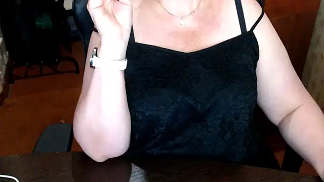 AlisaHot55 webcam
