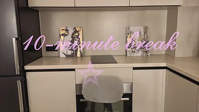 AnikaVelour webcam