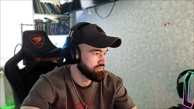 _Serious_Man webcam