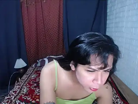 BriannaCruz24 webcam