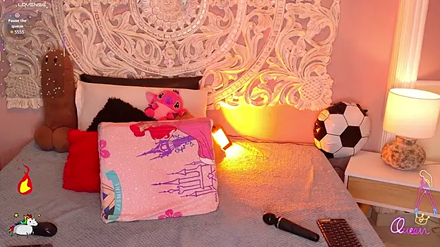 MalaikaBrown webcam