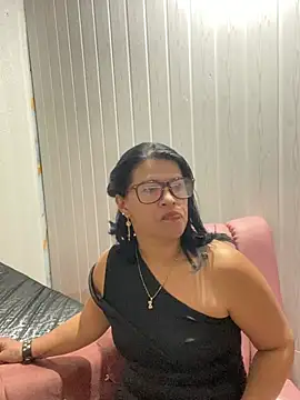 Selin_Sweet9 live cam on StripChat