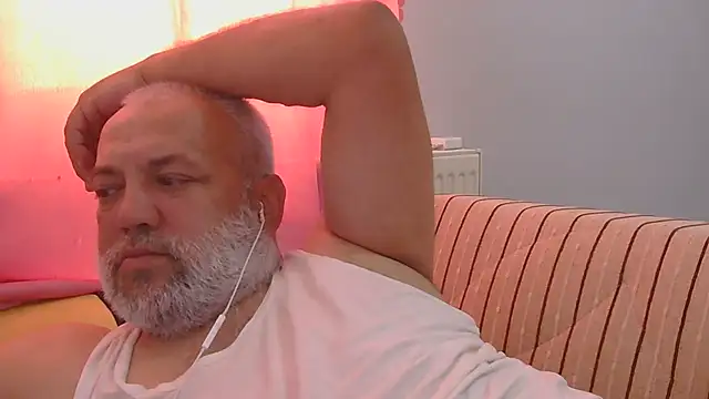 husoizmir live cam on StripChat