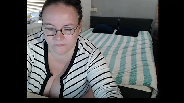 Sweetboobs webcam
