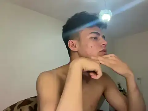 ToddWarren live cam on StripChat