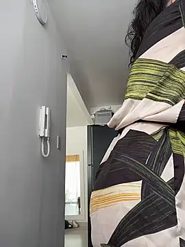 downsonMia webcam