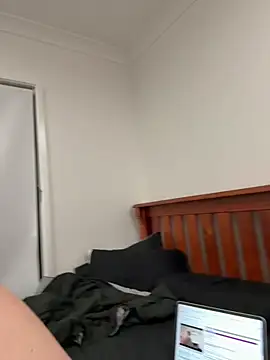 carinabro10 webcam