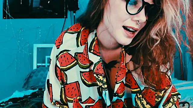 VivienDarkbloom webcam
