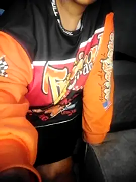 CURVEYDOLLXX webcam