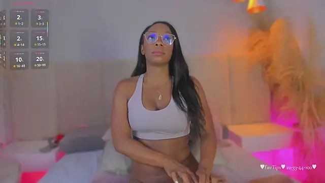 aprilebony_ webcam