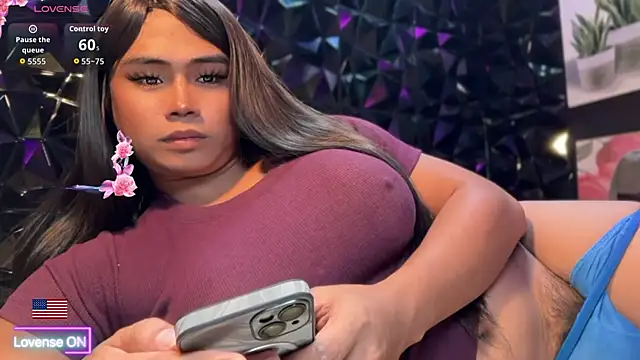 NyxaraSinDoll webcam