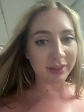 Amiraxevans webcam