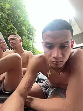 friends_lust_latin webcam