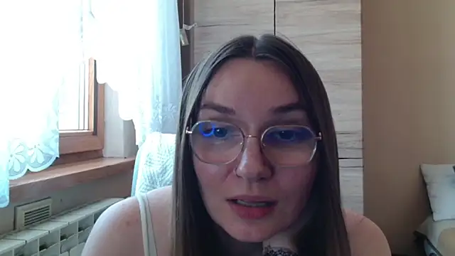 LooveELLYx webcam