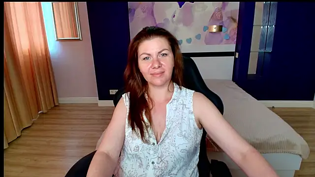LunaKissesx webcam