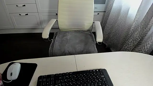 Katrina_Minchels webcam