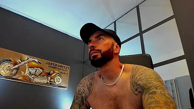 AronGrant webcam