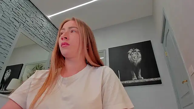 Reina_Cummings webcam