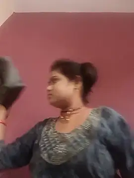 Riya_lovely0143 webcam