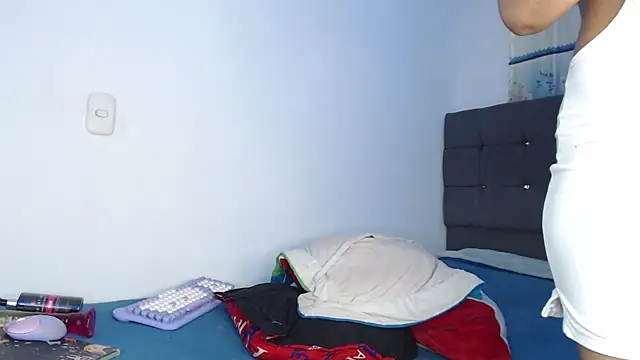latin_riahnna_jp webcam
