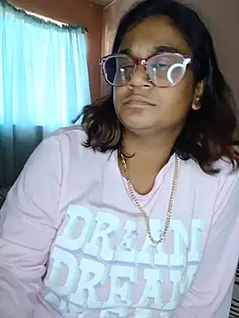 indianstrawberrylips4u webcam