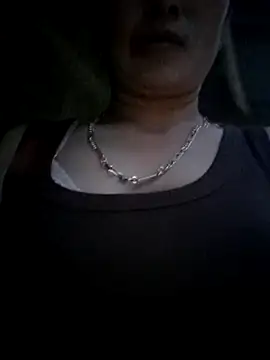 zanh99 - Zanh99's free webcam - UK Sex Cams