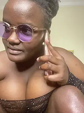 Bustyy_Bitch webcam