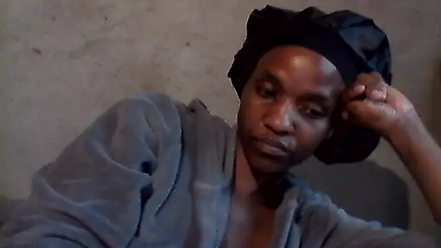 sexybigass31 webcam